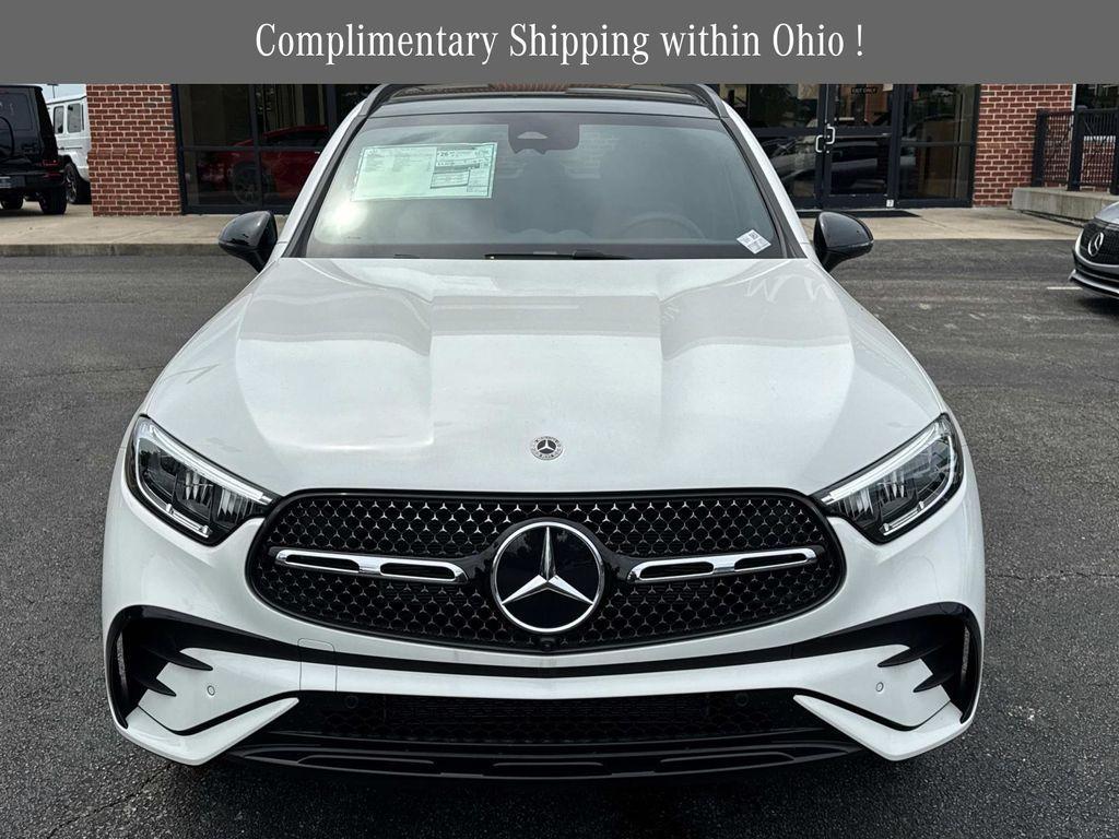 new 2025 Mercedes-Benz GLC 300 car