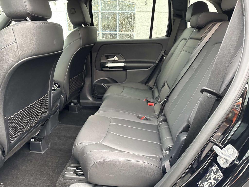 used 2025 Mercedes-Benz GLB 250 car