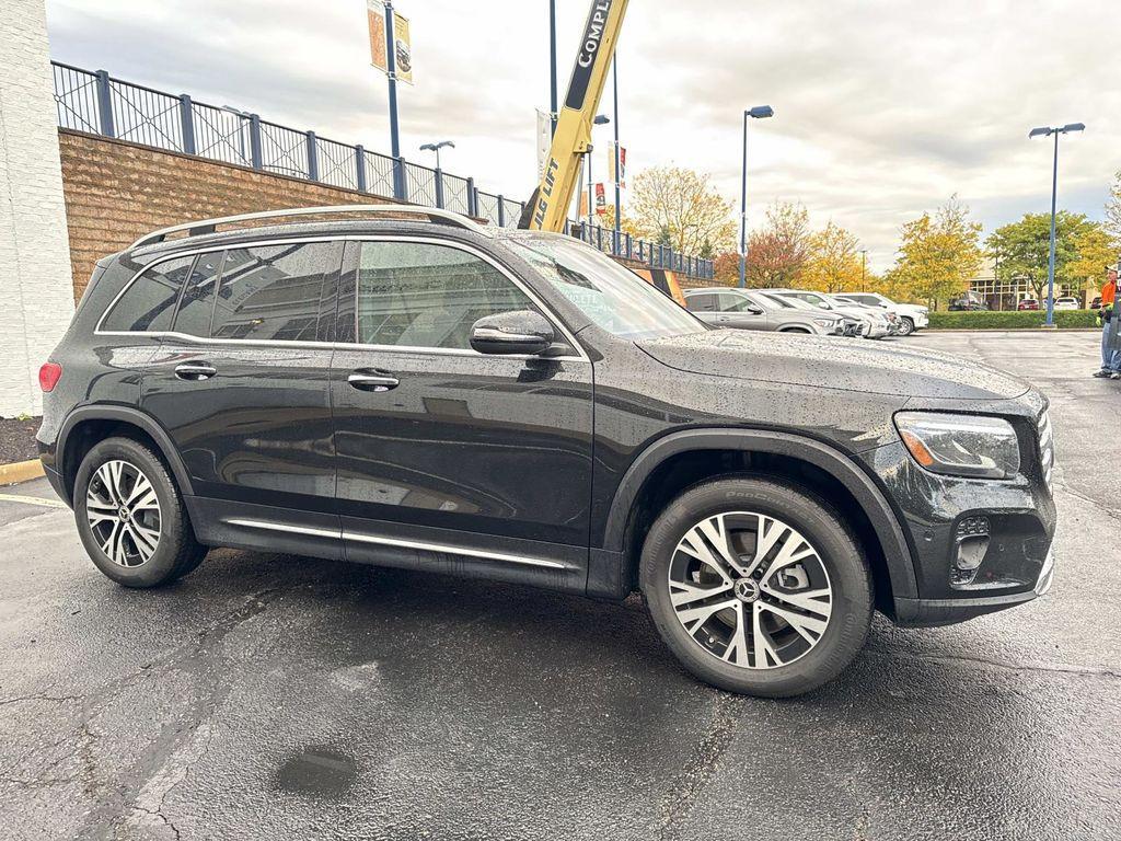 used 2025 Mercedes-Benz GLB 250 car