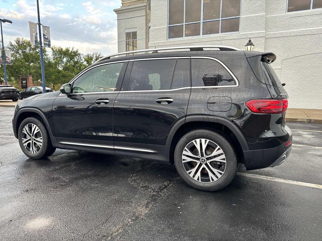 used 2025 Mercedes-Benz GLB 250 car