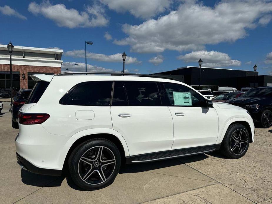 new 2024 Mercedes-Benz GLS 450 car