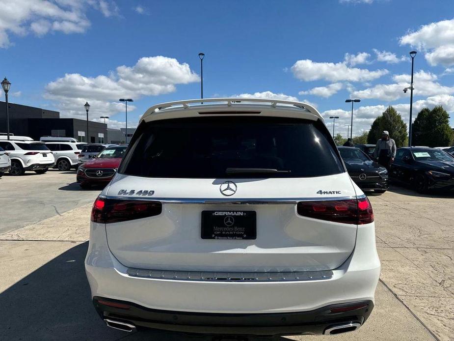 new 2024 Mercedes-Benz GLS 450 car