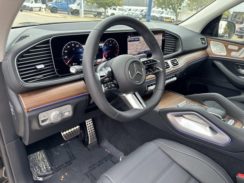 new 2026 Mercedes-Benz GLS 450 car, priced at $105,120