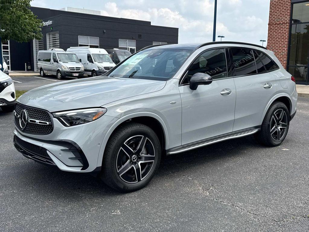 new 2025 Mercedes-Benz GLC 350e car, priced at $76,085