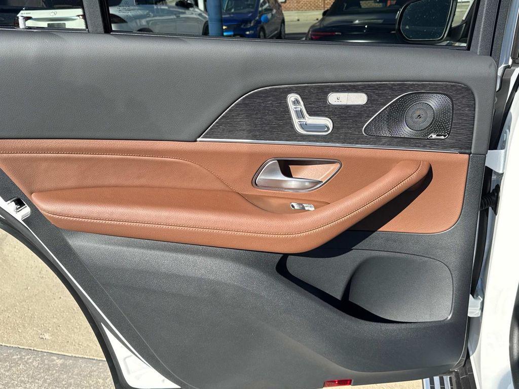 new 2026 Mercedes-Benz GLS 450 car, priced at $109,770