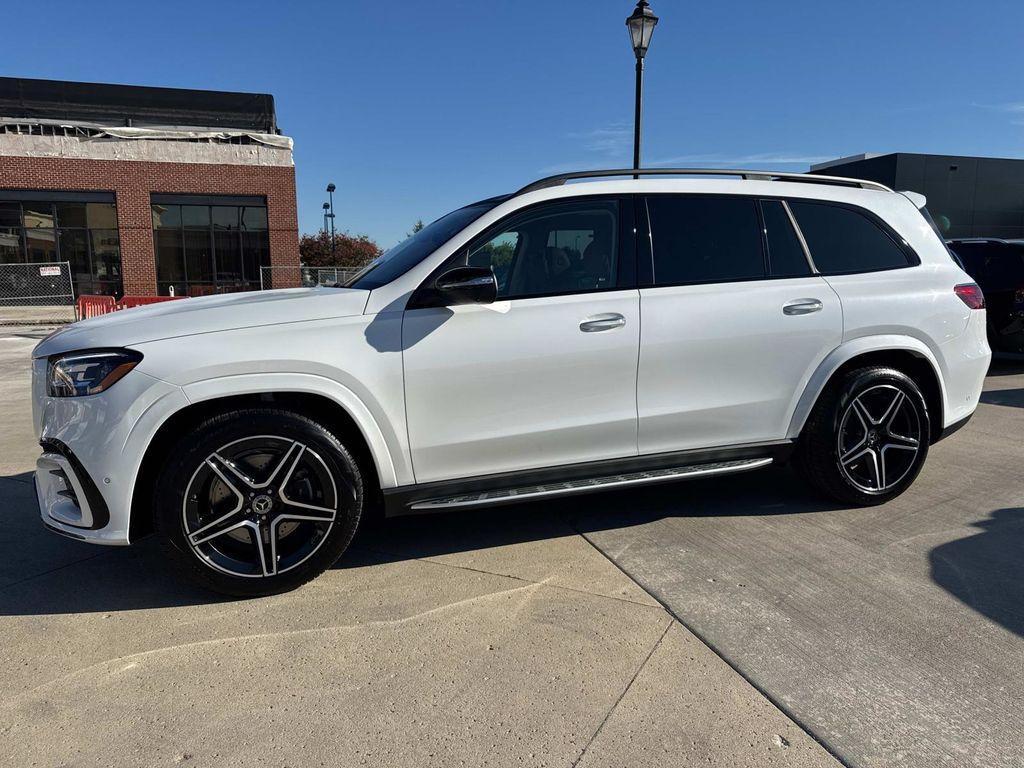 new 2026 Mercedes-Benz GLS 450 car, priced at $109,770