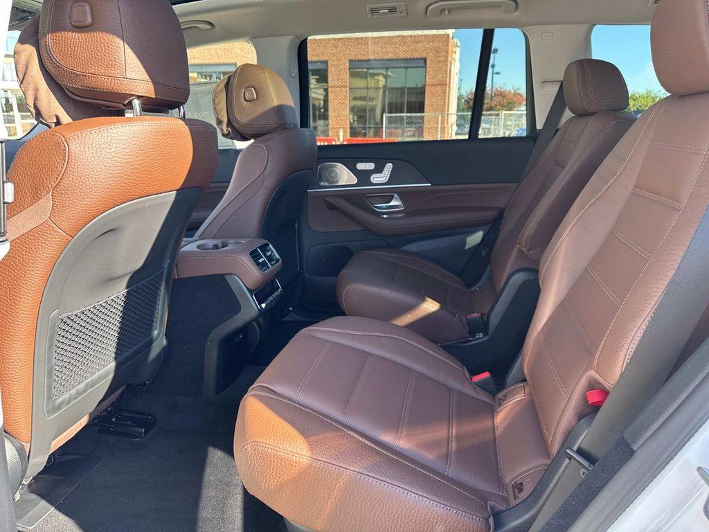 new 2026 Mercedes-Benz GLS 450 car, priced at $109,770