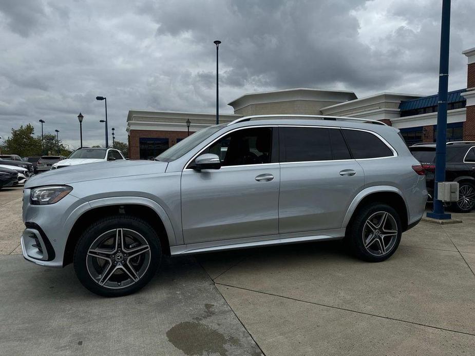 new 2024 Mercedes-Benz GLS 450 car