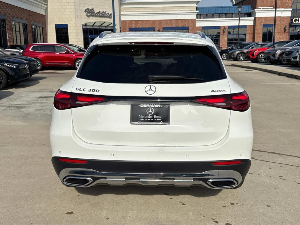 new 2025 Mercedes-Benz GLC 300 car, priced at $58,545
