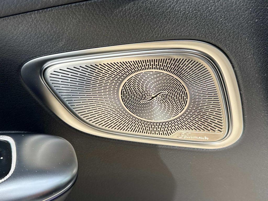 new 2025 Mercedes-Benz GLC 300 car, priced at $58,585