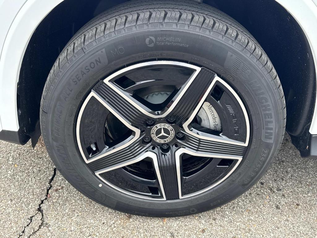 new 2026 Mercedes-Benz GLC 300 car, priced at $67,505