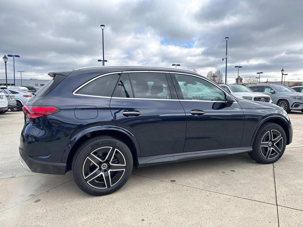 new 2024 Mercedes-Benz GLC 300 car, priced at $57,395