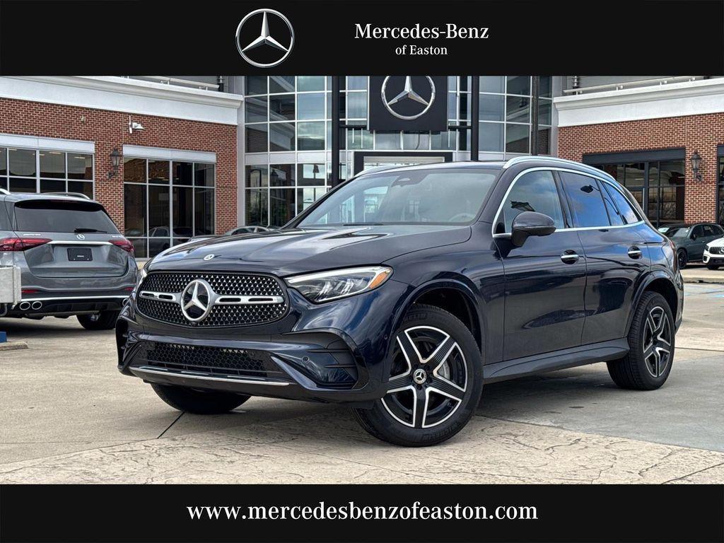 new 2024 Mercedes-Benz GLC 300 car, priced at $57,395