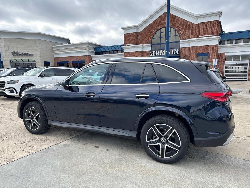 new 2024 Mercedes-Benz GLC 300 car, priced at $57,395