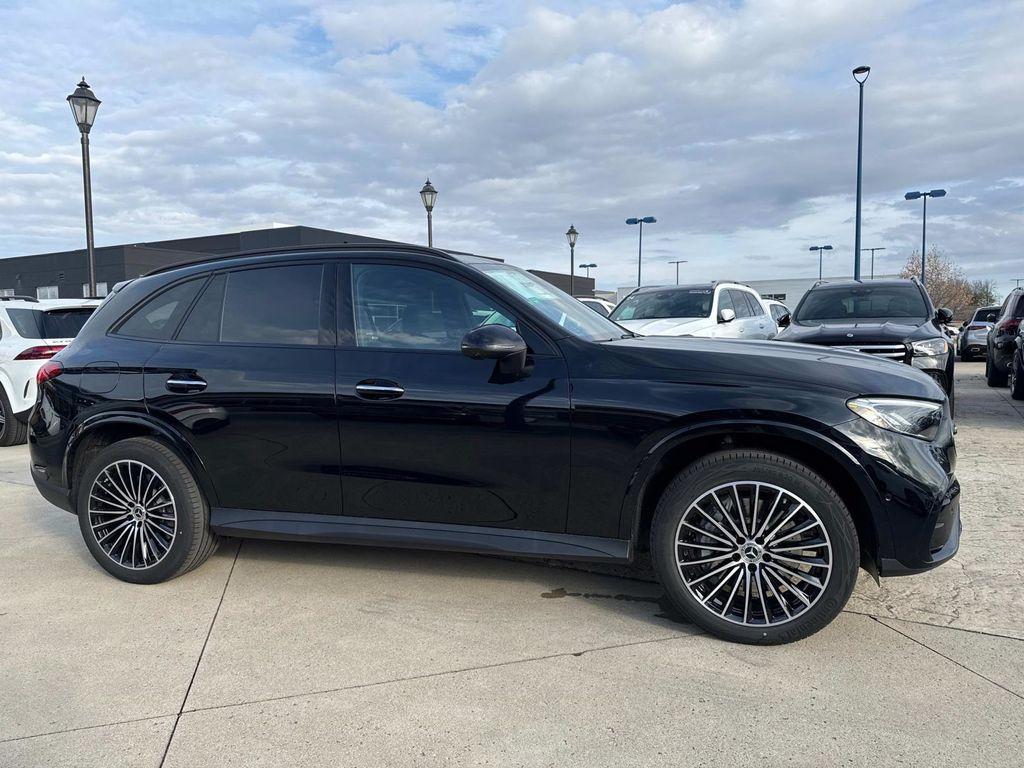 new 2025 Mercedes-Benz GLC 350e car, priced at $72,825