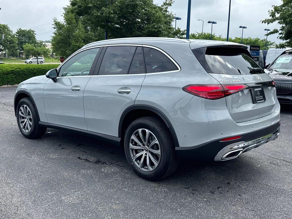 new 2025 Mercedes-Benz GLC 300 car, priced at $59,615