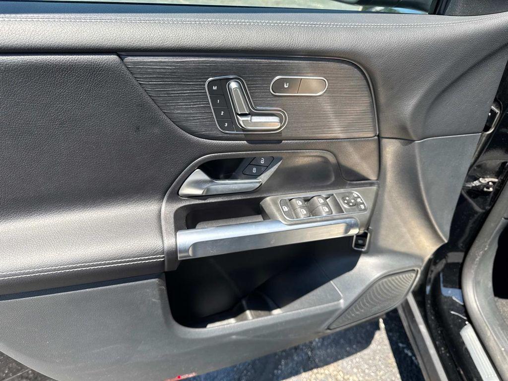used 2023 Mercedes-Benz GLB 250 car, priced at $35,953