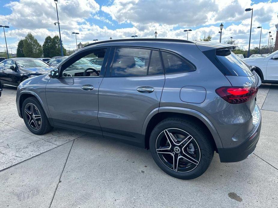 new 2025 Mercedes-Benz GLA 250 car