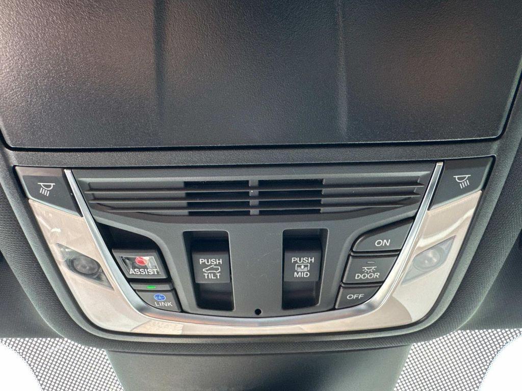 used 2023 Acura MDX car, priced at $47,031