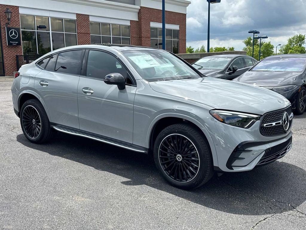 new 2025 Mercedes-Benz GLC 300 car, priced at $74,315