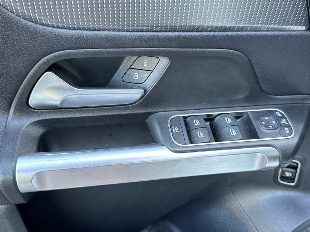 used 2022 Mercedes-Benz GLB 250 car, priced at $33,927