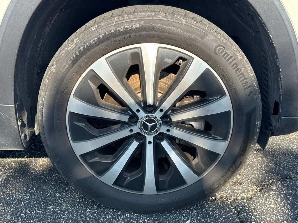 used 2022 Mercedes-Benz GLB 250 car, priced at $33,927