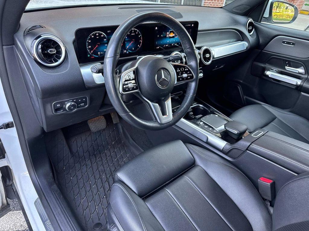 used 2022 Mercedes-Benz GLB 250 car, priced at $33,927