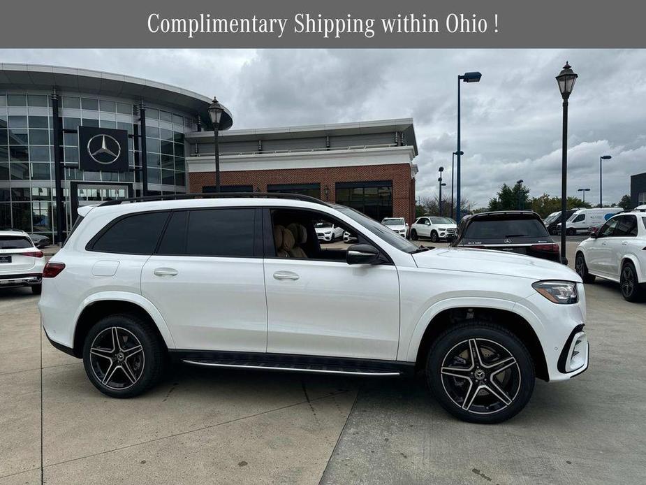 new 2025 Mercedes-Benz GLS 450 car