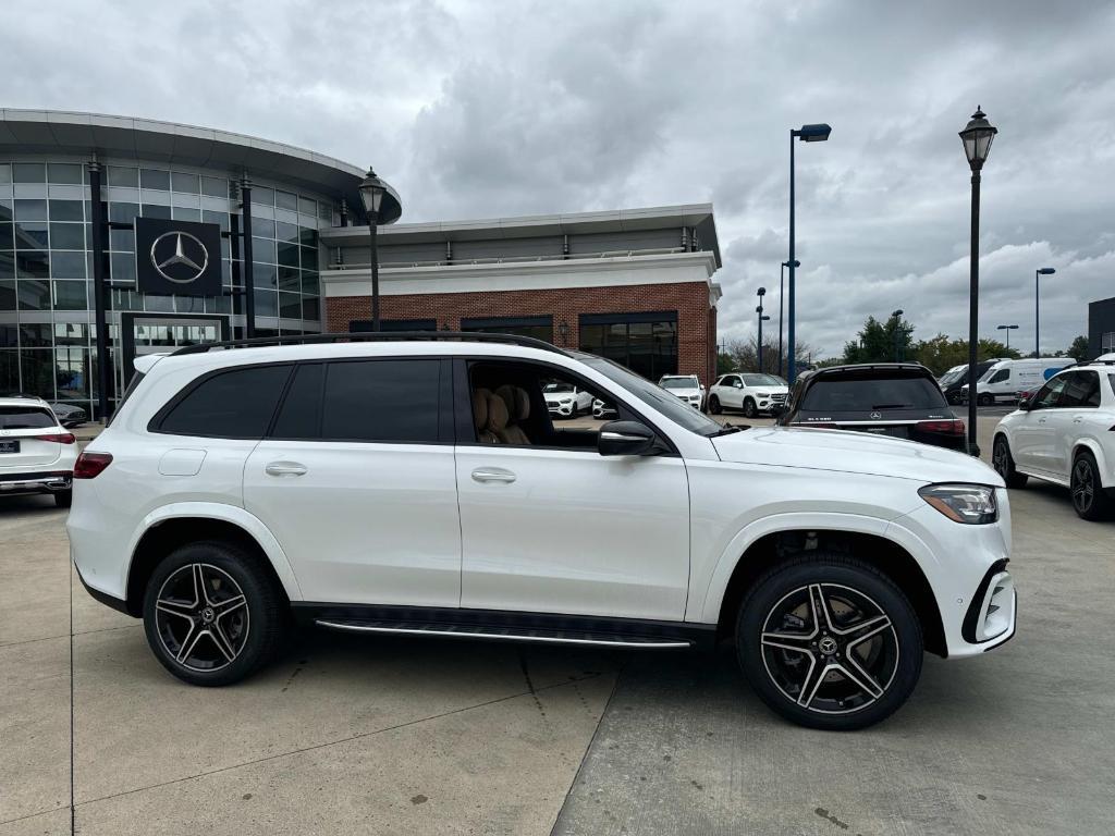 new 2025 Mercedes-Benz GLS 450 car, priced at $108,030