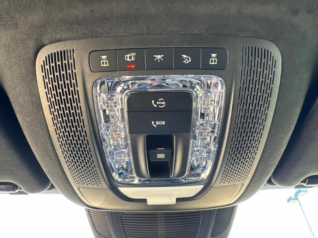 new 2025 Mercedes-Benz GLS 580 car, priced at $125,950