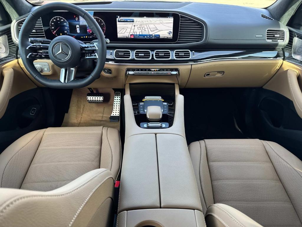 new 2025 Mercedes-Benz GLS 580 car, priced at $125,950