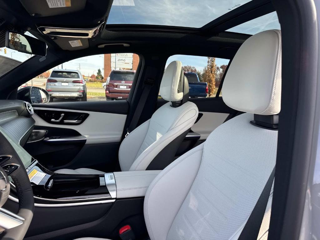 new 2026 Mercedes-Benz GLC 300 car, priced at $68,375