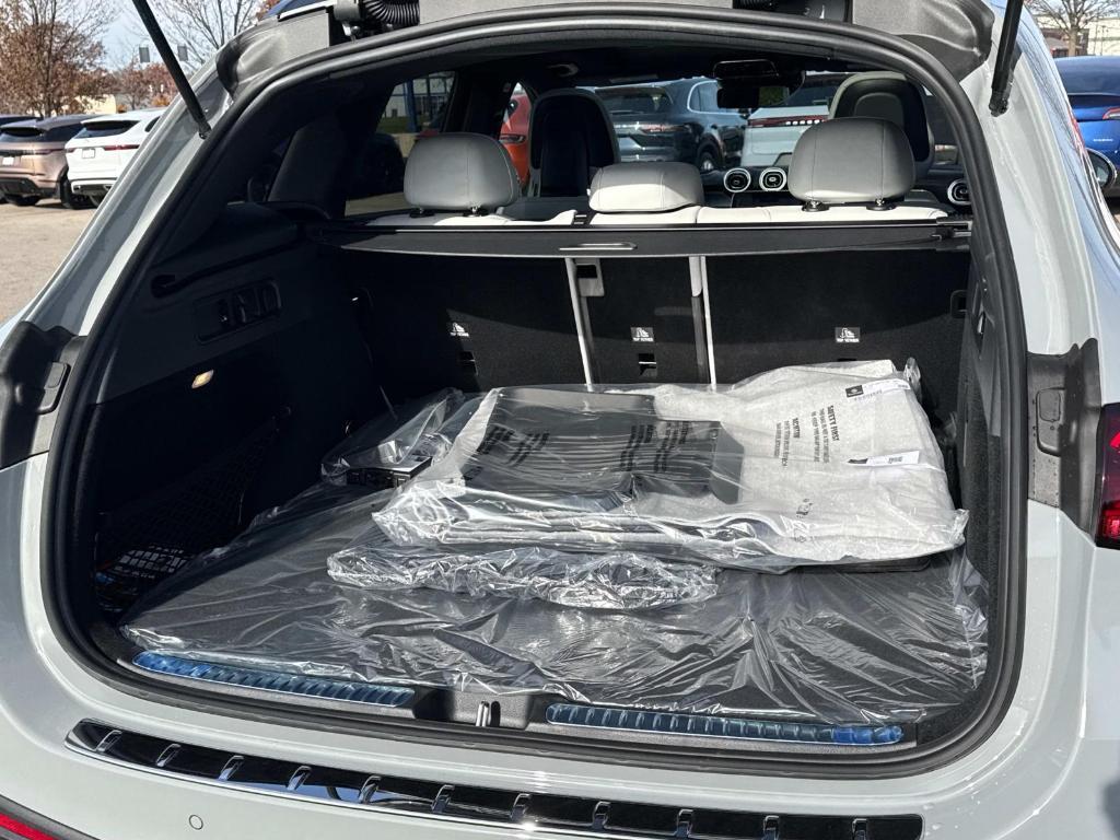 new 2026 Mercedes-Benz GLC 300 car, priced at $68,375