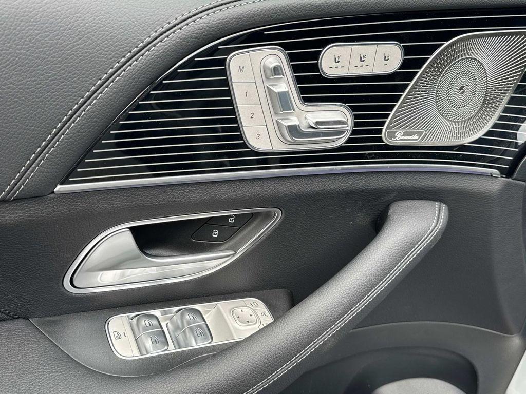 new 2025 Mercedes-Benz GLE 350 car, priced at $81,220