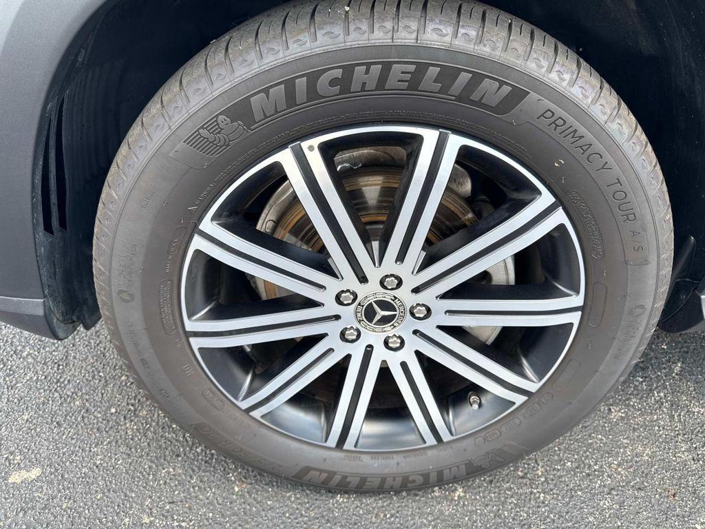 used 2025 Mercedes-Benz GLE 350 car, priced at $63,826