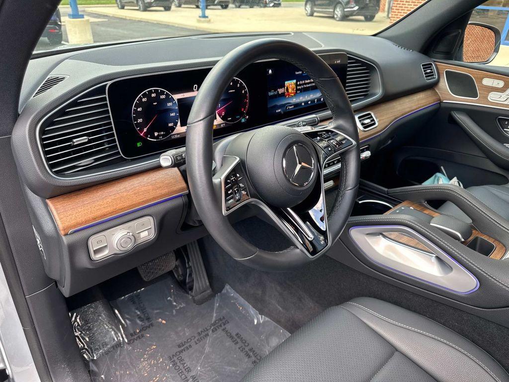 used 2025 Mercedes-Benz GLE 350 car, priced at $63,826