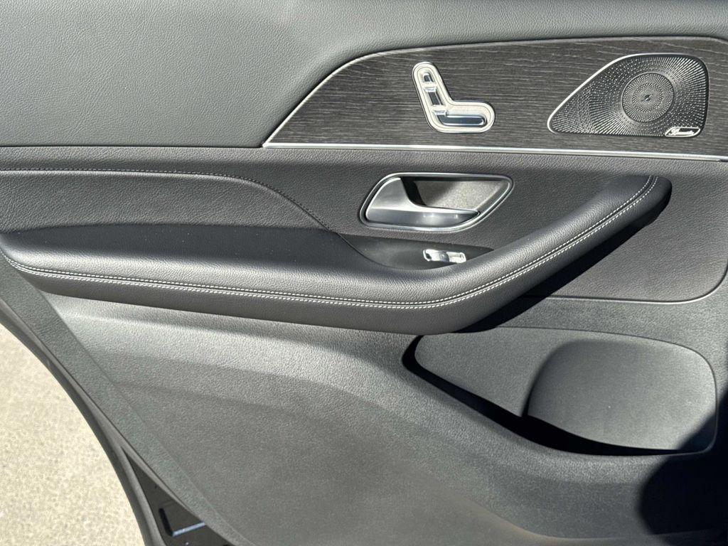 new 2026 Mercedes-Benz GLS 450 car, priced at $93,615