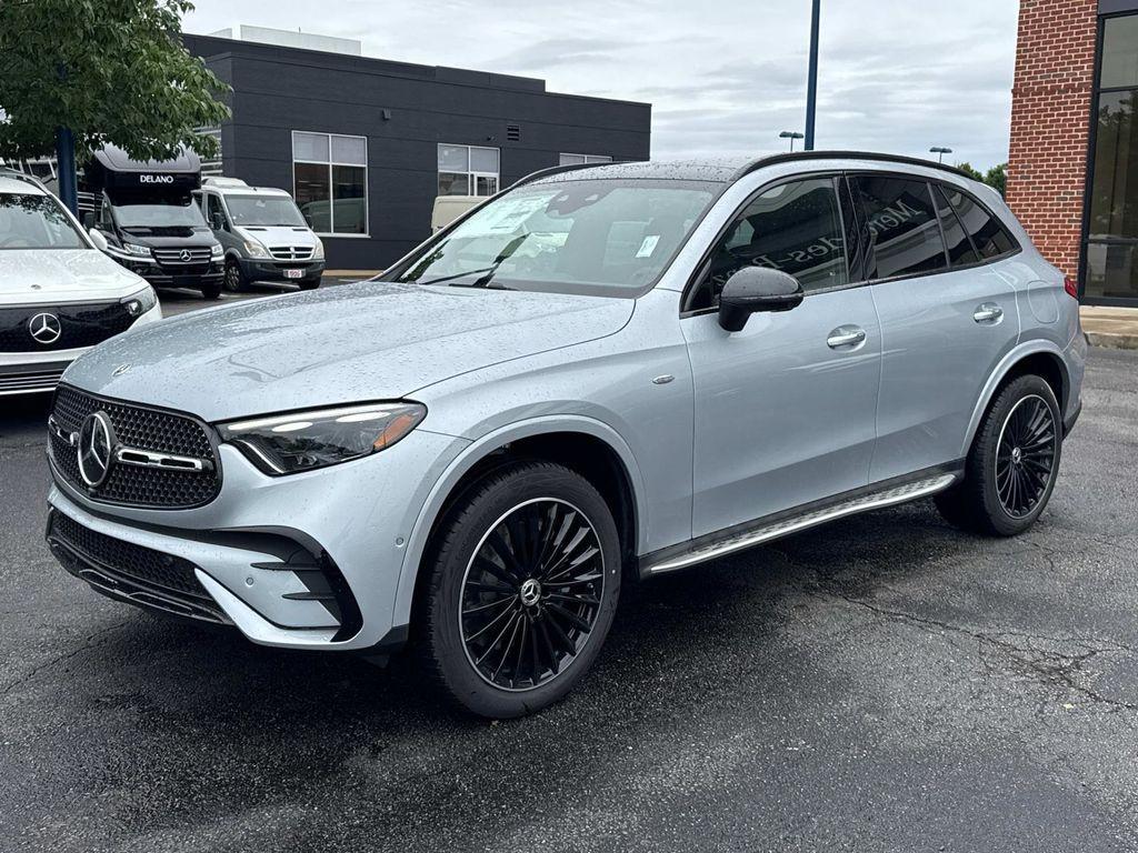 new 2025 Mercedes-Benz GLC 350e car, priced at $75,865