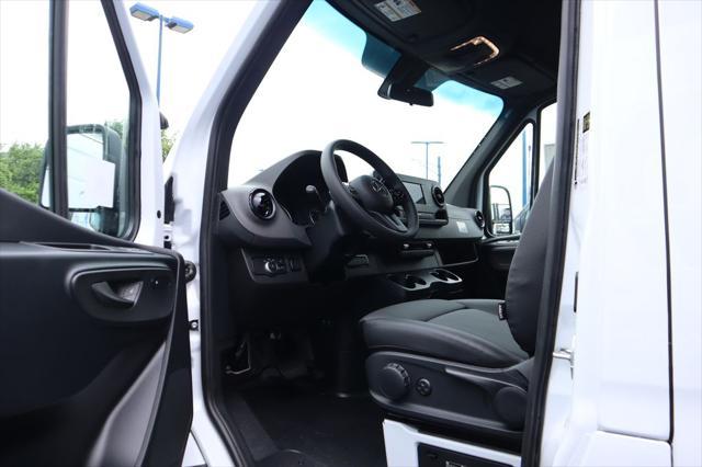 new 2024 Mercedes-Benz Sprinter 2500 car, priced at $63,797