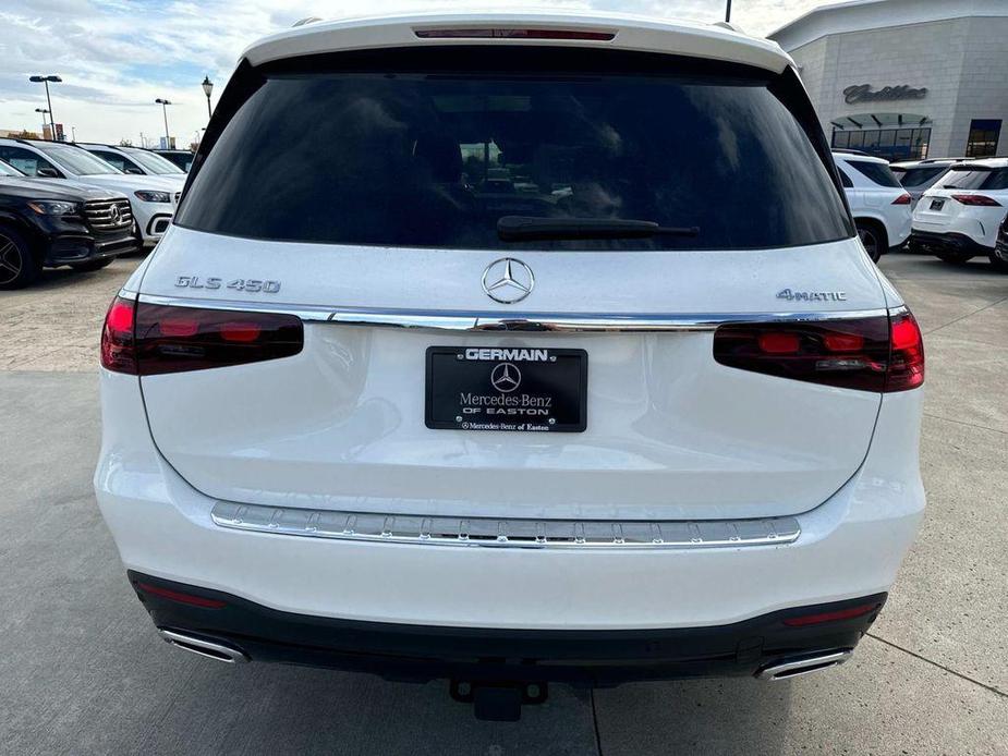 new 2024 Mercedes-Benz GLS 450 car