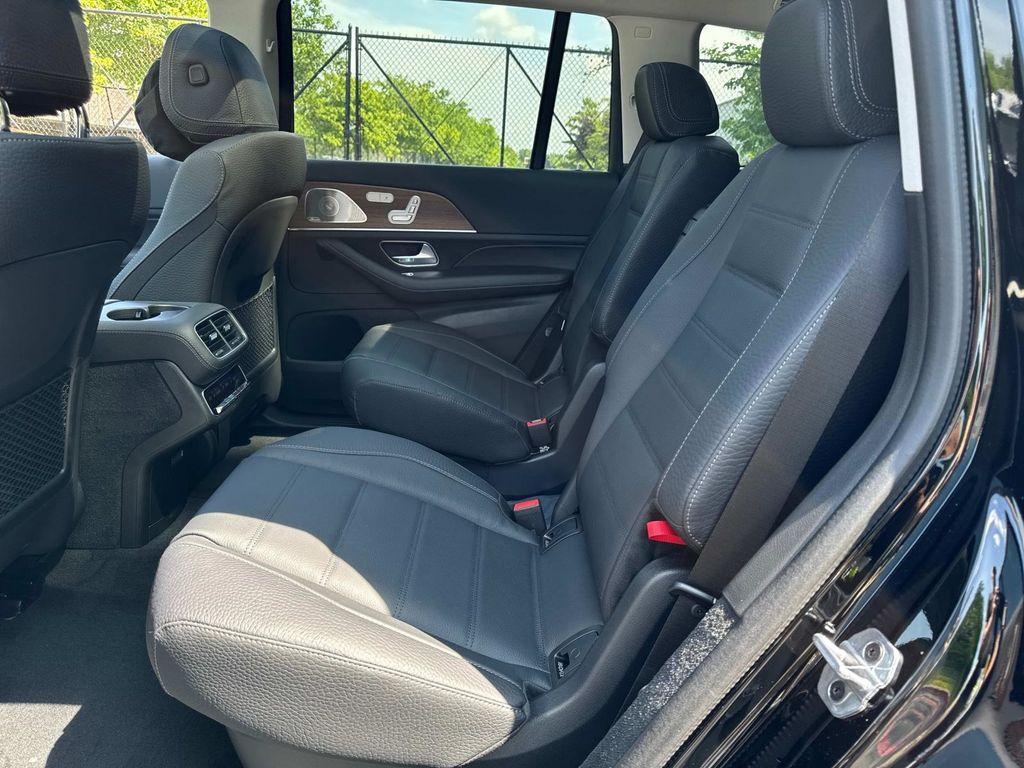 new 2025 Mercedes-Benz GLS 450 car, priced at $102,080