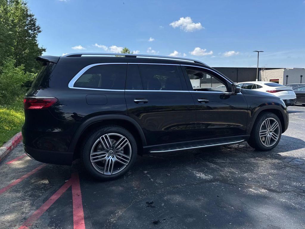 new 2025 Mercedes-Benz GLS 450 car, priced at $102,080