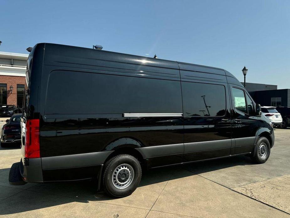 new 2024 Mercedes-Benz Sprinter 2500 car, priced at $65,267