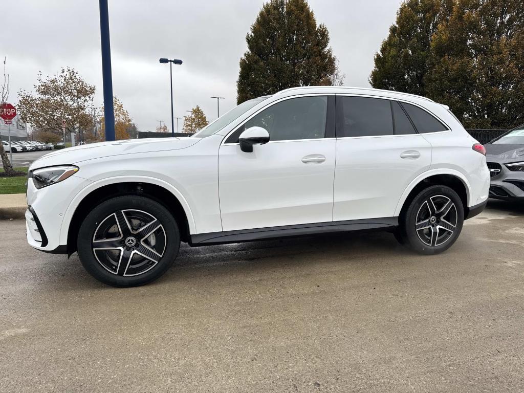 new 2026 Mercedes-Benz GLC 300 car, priced at $64,125