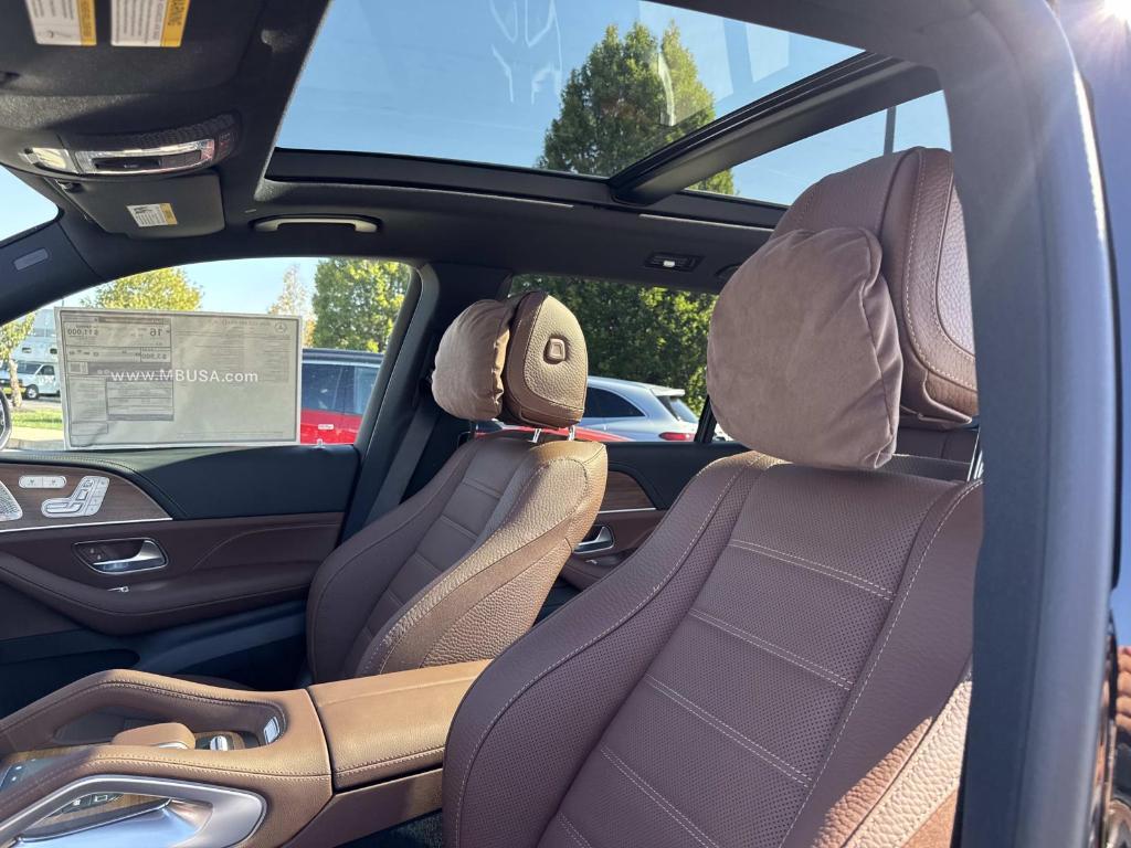new 2026 Mercedes-Benz GLS 580 car, priced at $125,500