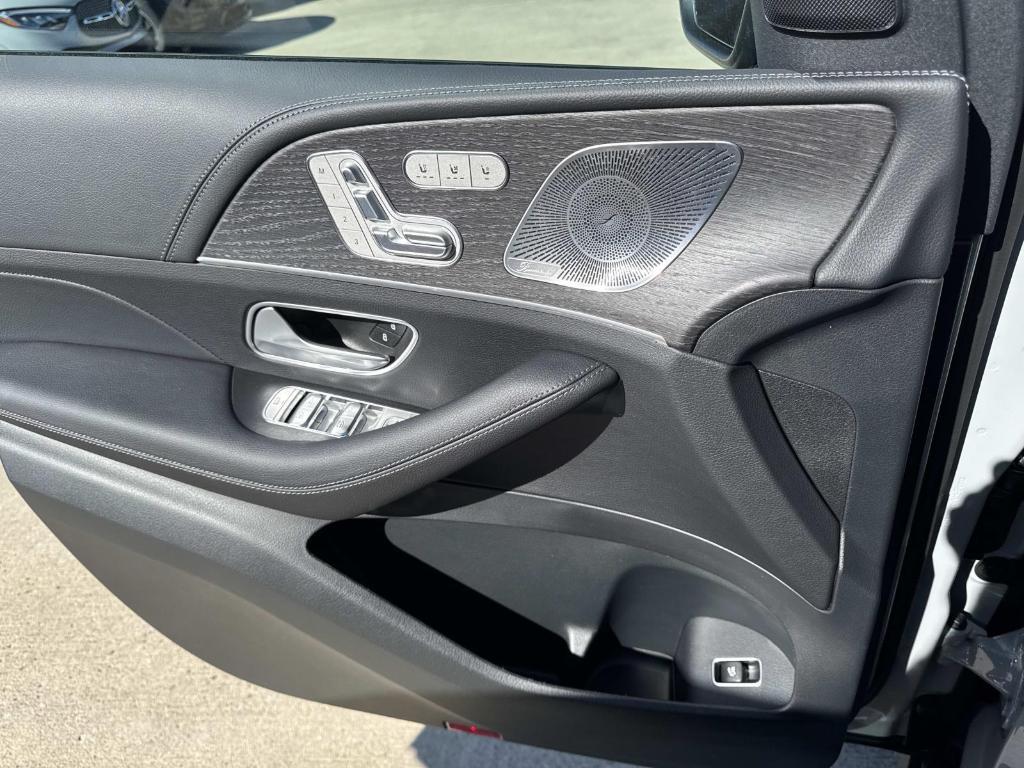 new 2026 Mercedes-Benz GLE 450 car, priced at $82,945