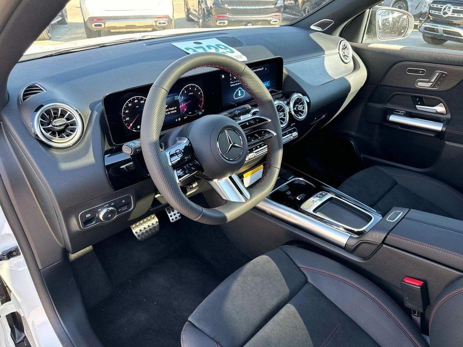 new 2025 Mercedes-Benz GLA 250 car