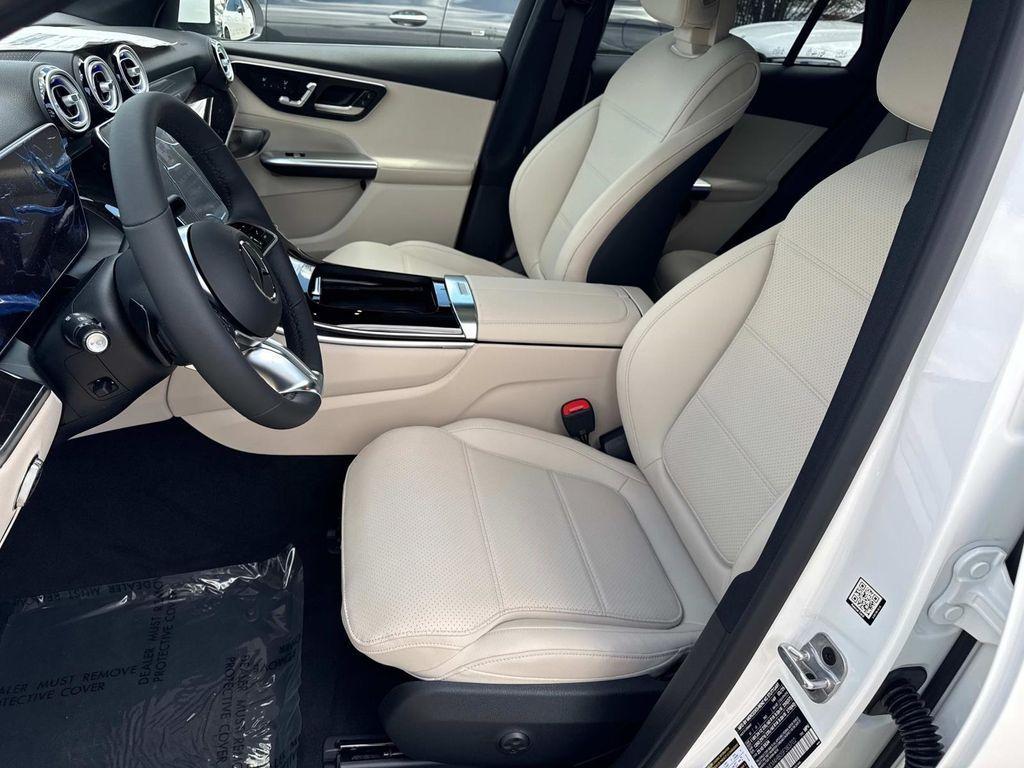 new 2025 Mercedes-Benz GLC 300 car, priced at $62,520