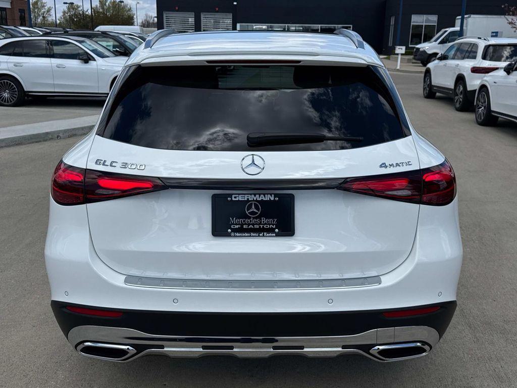 new 2025 Mercedes-Benz GLC 300 car, priced at $62,520