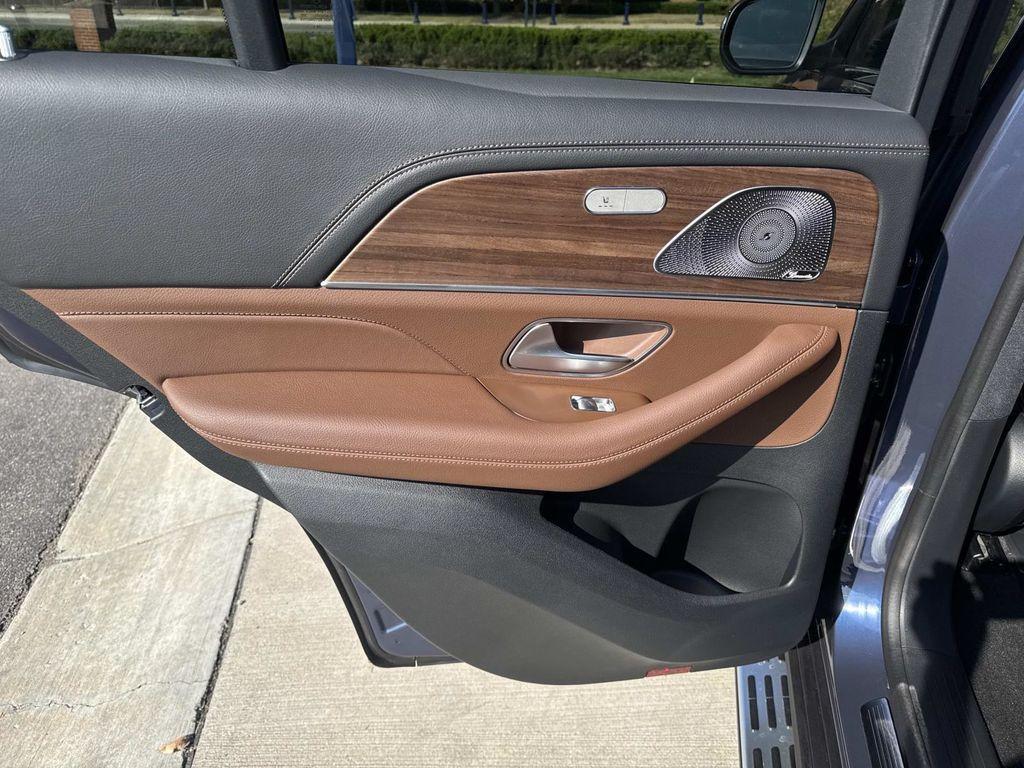 new 2026 Mercedes-Benz GLE 450 car, priced at $93,695